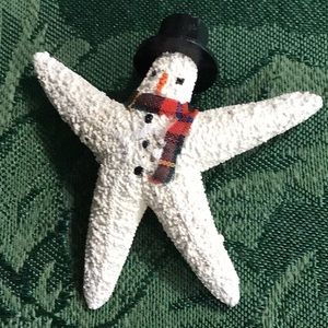 Snowman starfish pin